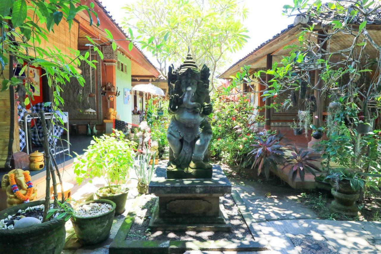 Mertha Jati Hotel Kuta Lombok Extérieur photo
