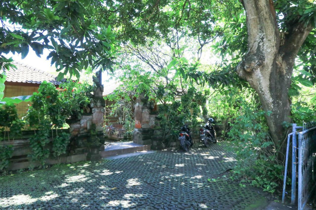 Mertha Jati Hotel Kuta Lombok Extérieur photo