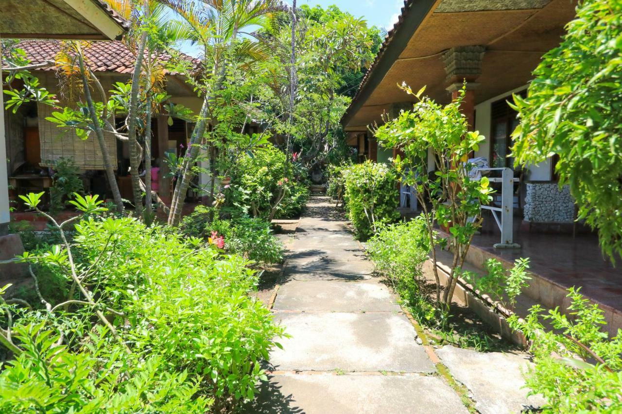Mertha Jati Hotel Kuta Lombok Extérieur photo